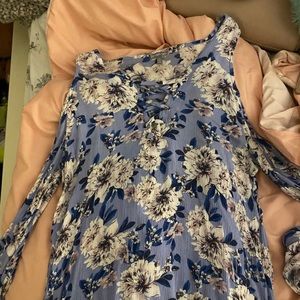 Flowered summery shirt